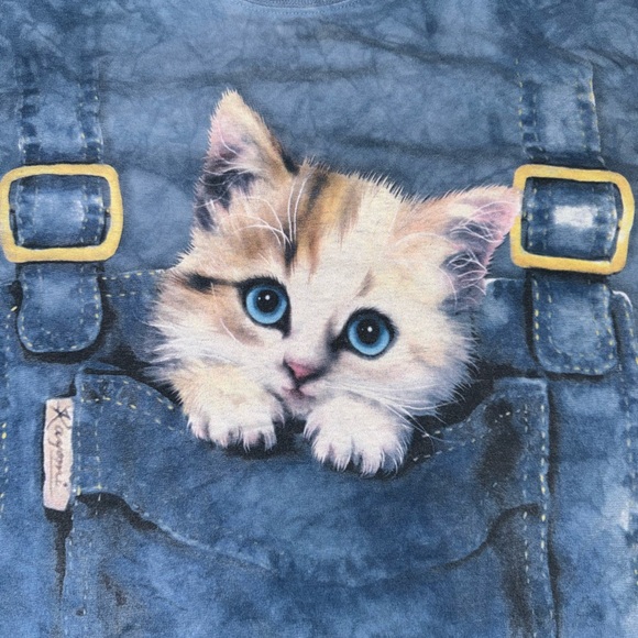 The Mountain Kitten in Overalls Tie Dye T-Shirt: Adult Medium: True Vintage - Picture 3 of 4